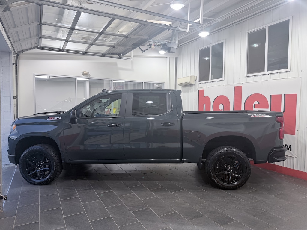 New 2026 Chevrolet Silverado 1500 LT Trail Boss Truck Crew Cab