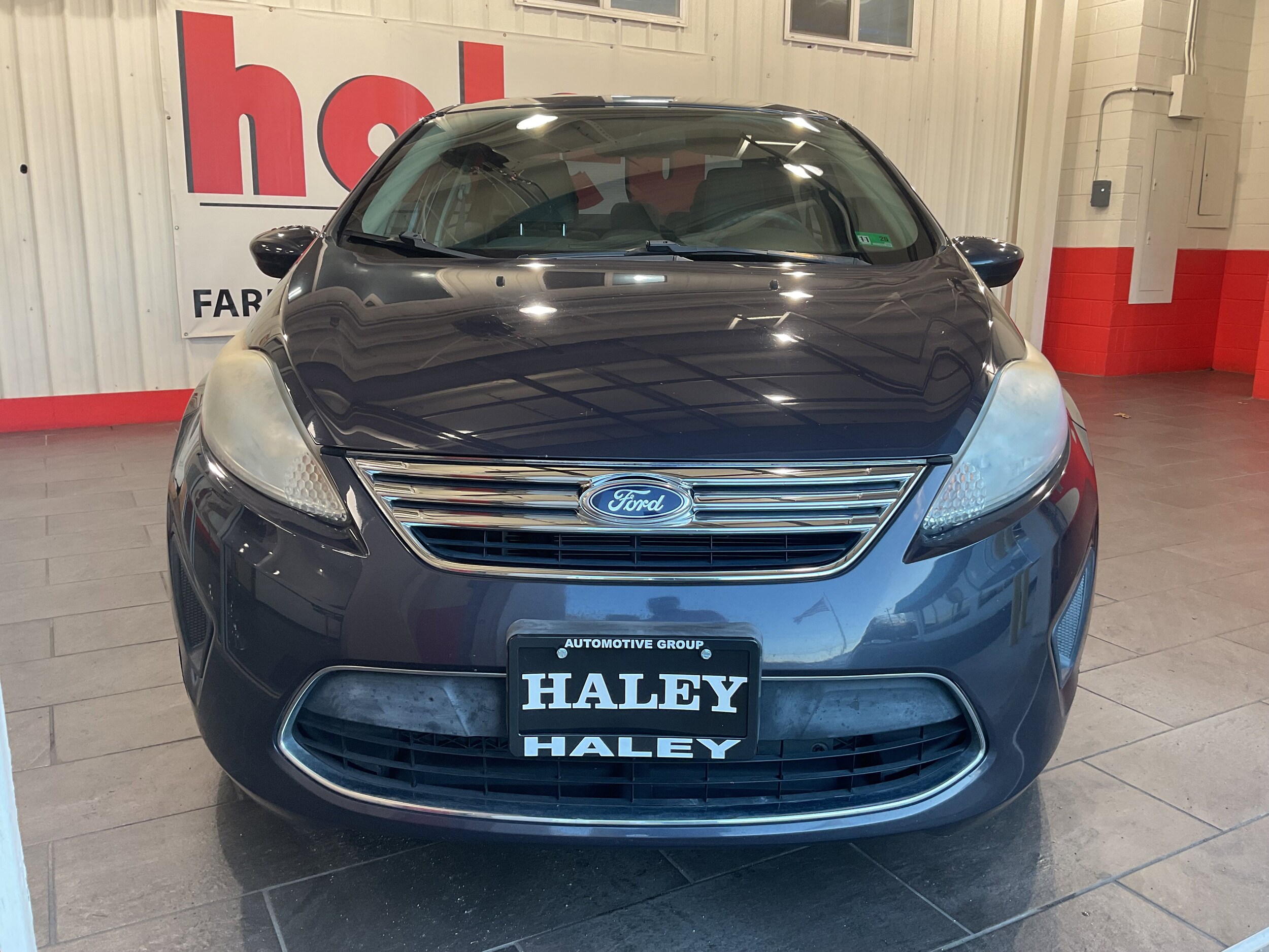 2012 Ford Fiesta SE photo 3