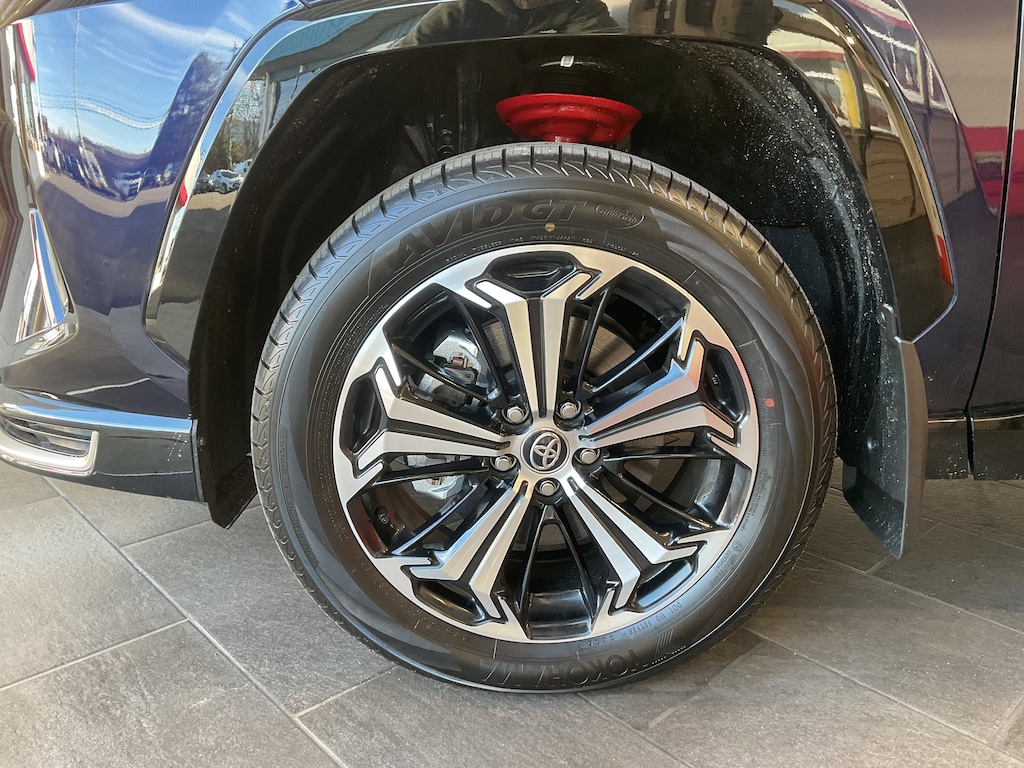 New 2025 Toyota RAV4 Plug-in Hybrid XSE SUV