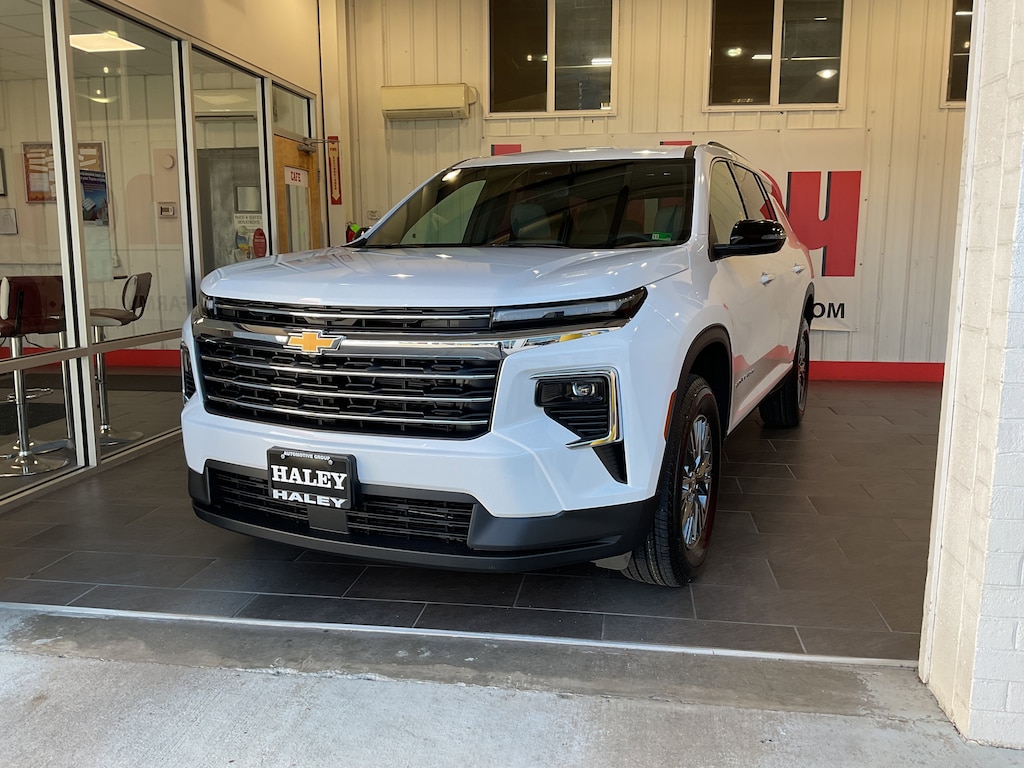 New 2026 Chevrolet Traverse LT SUV
