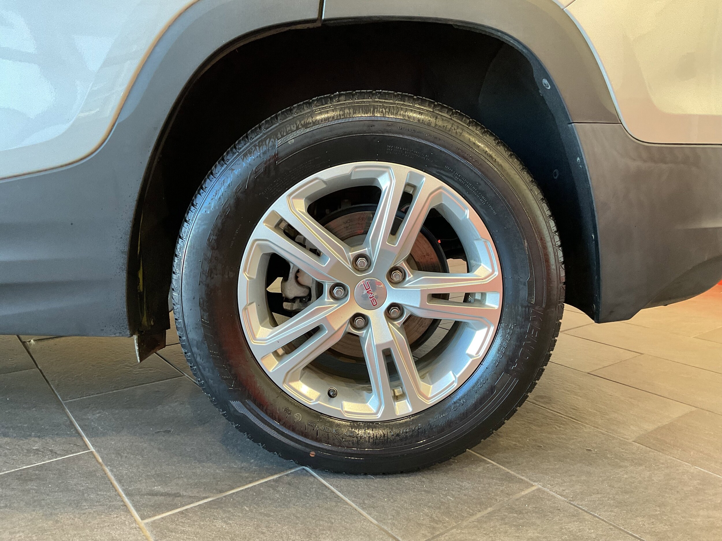 2019 Gmc Terrain SLE photo 2