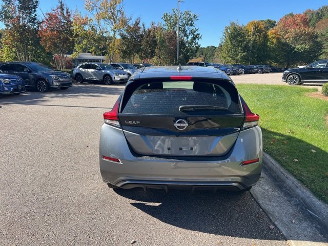 2024 Nissan Leaf S photo 3