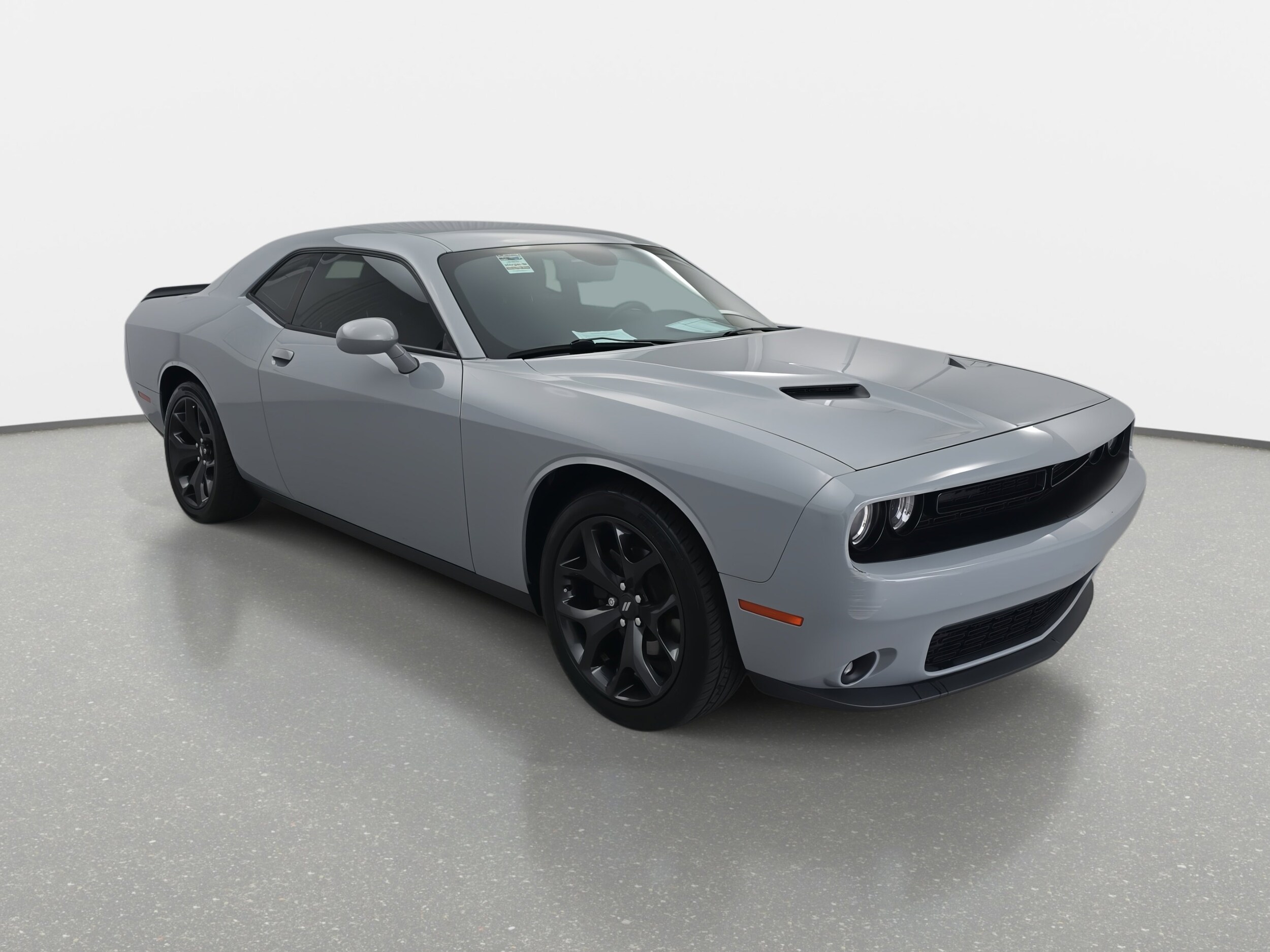 2020 Dodge Challenger SXT photo 3