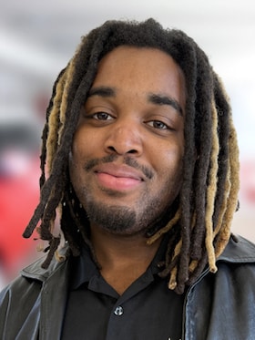 Staff member Iziah Mikell from ID_d983b9c9dc41