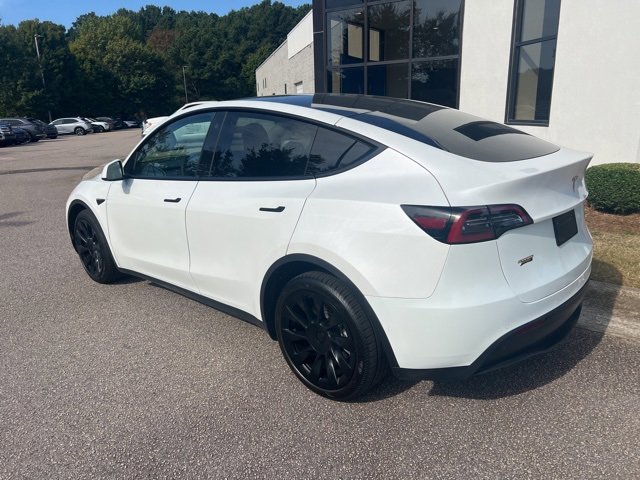 2022 Tesla Model Y Long Range photo 3