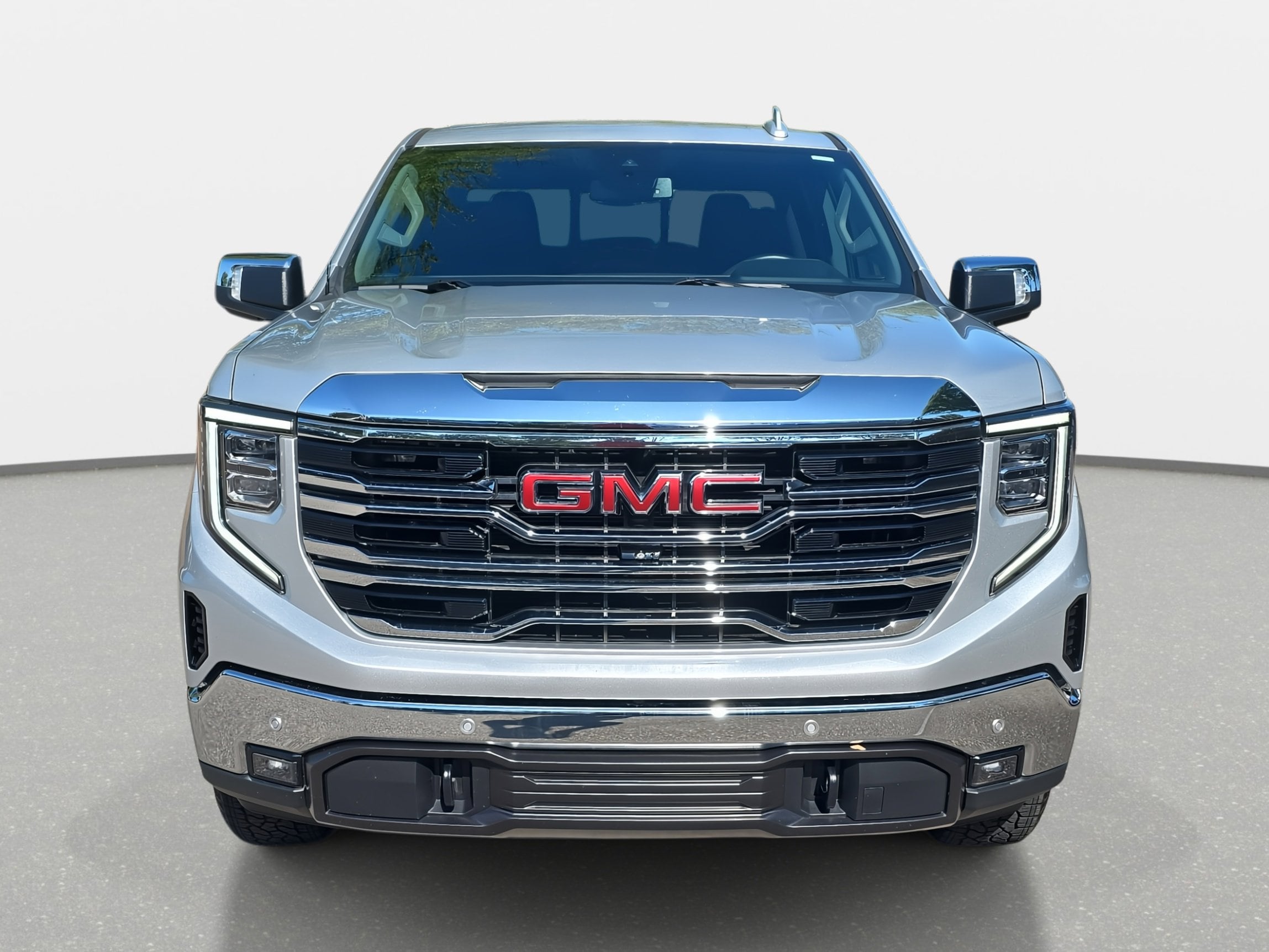 Used 2022 GMC Sierra 1500 SLT with VIN 1GTUUDED6NZ557068 for sale in Cary, NC