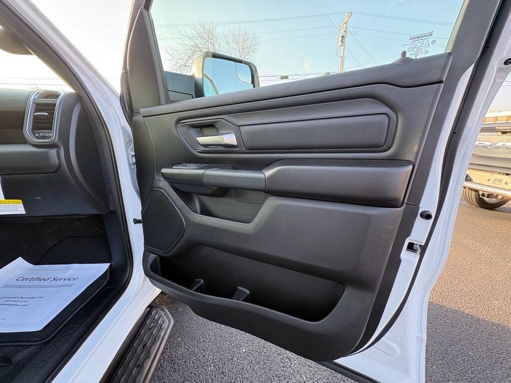 2026 RAM 1500 Express - Photo 31