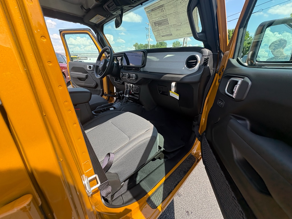 2026 Jeep Wrangler 4-Door Sport - Photo 17