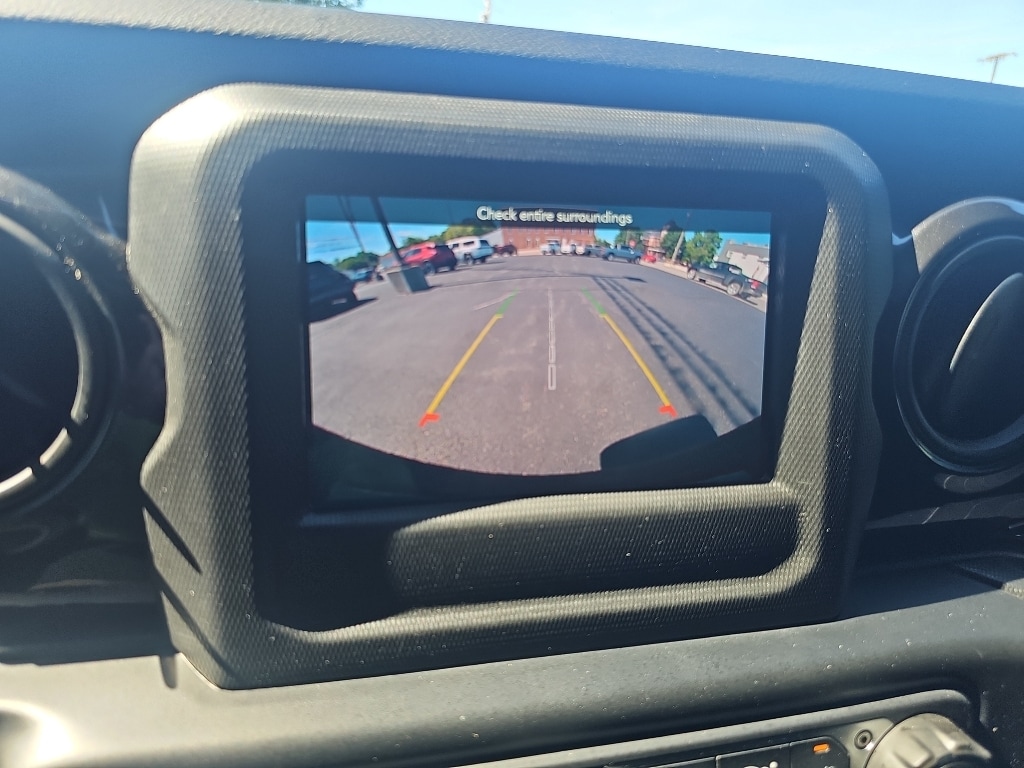2022 Jeep Wrangler Unlimited Altitude - Photo 14