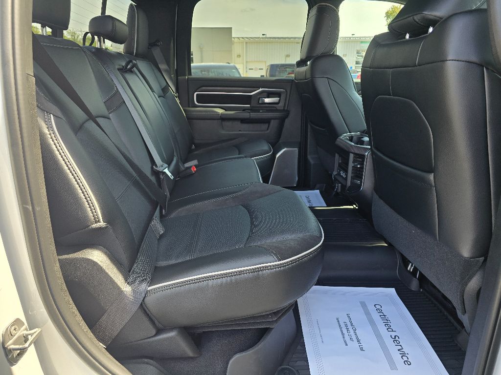 2026 RAM 3500 Laramie - Photo 22
