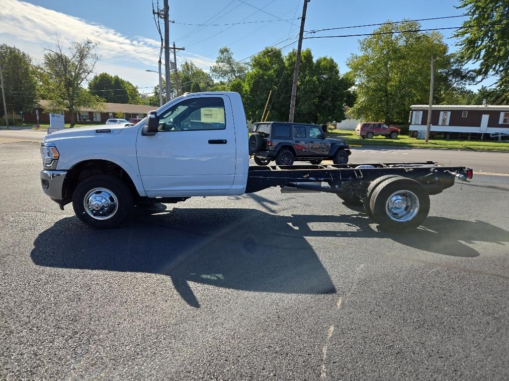 Used 2023 Ram 3500 Chassis Cab Tradesman/SLT Truck Regular Cab