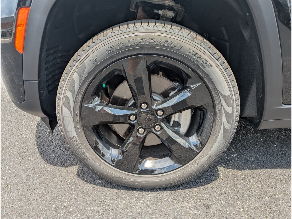 2026 Jeep Grand Cherokee L Limited - Photo 9