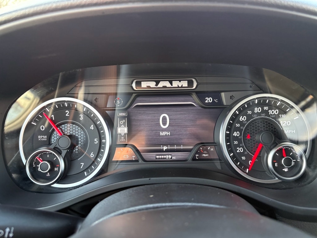 2026 RAM 1500 Express - Photo 14