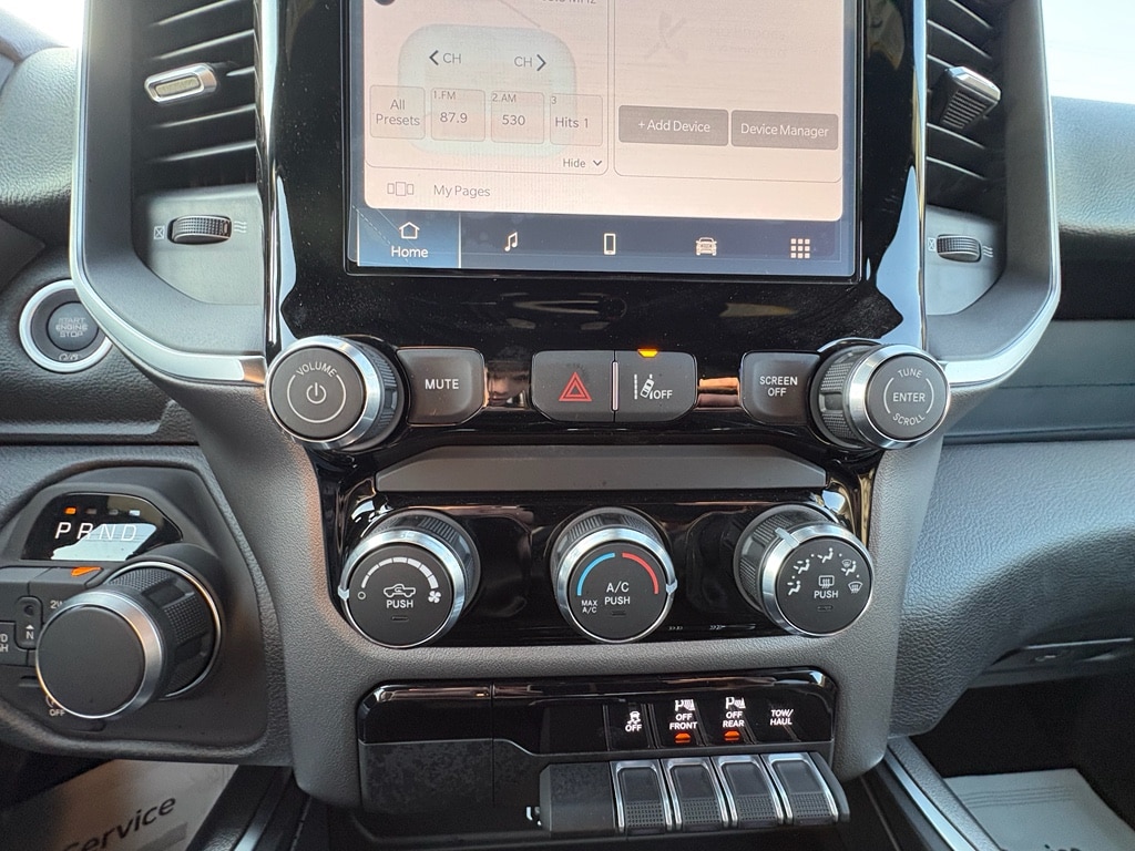 2026 RAM 1500 Express - Photo 17