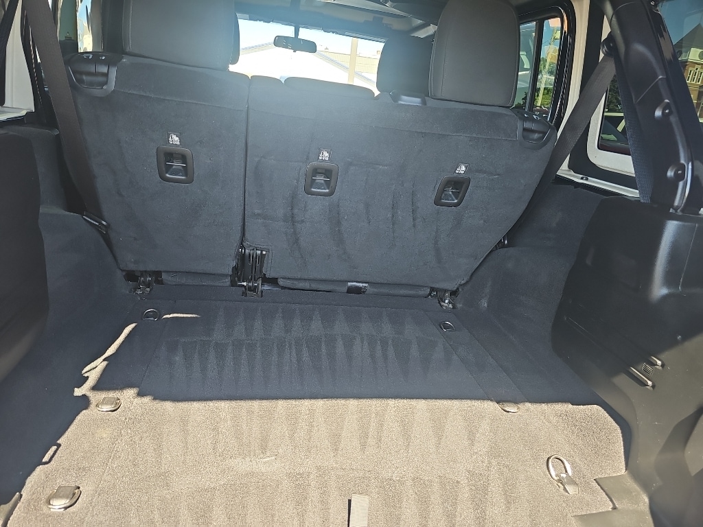 2022 Jeep Wrangler Unlimited Altitude - Photo 26