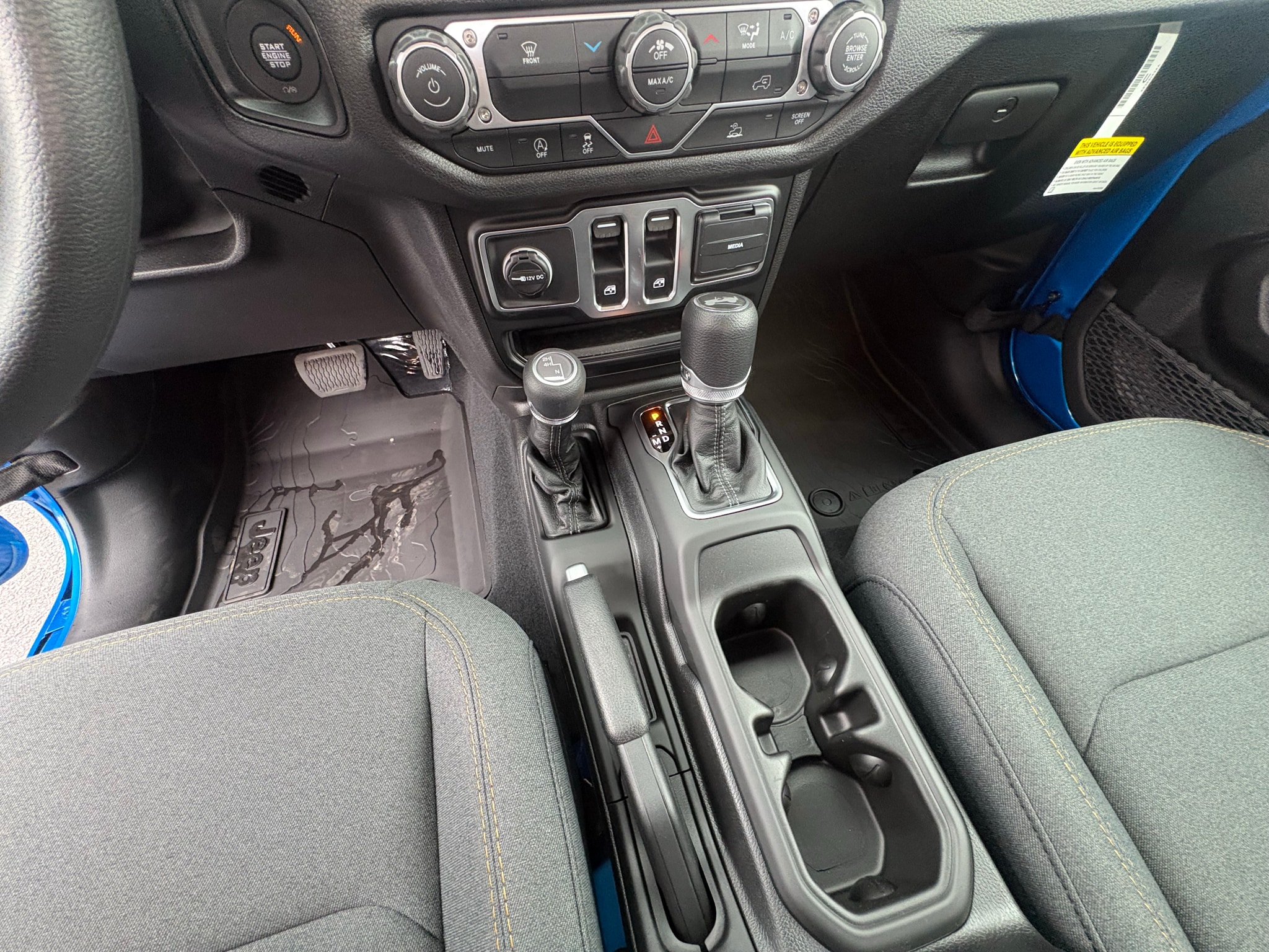 Photo 12
