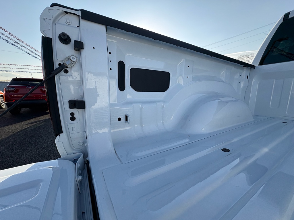 2026 RAM 1500 Express - Photo 9