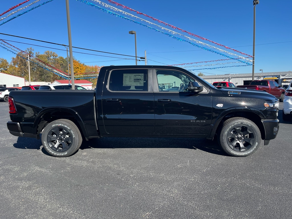 New 2026 Ram 1500 BIG HORN CREW CAB 4X4 5'7 BOX Pickup