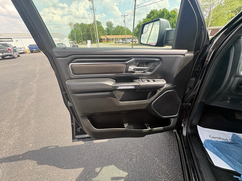 2024 RAM Ram 1500 Pickup Laramie - Photo 14
