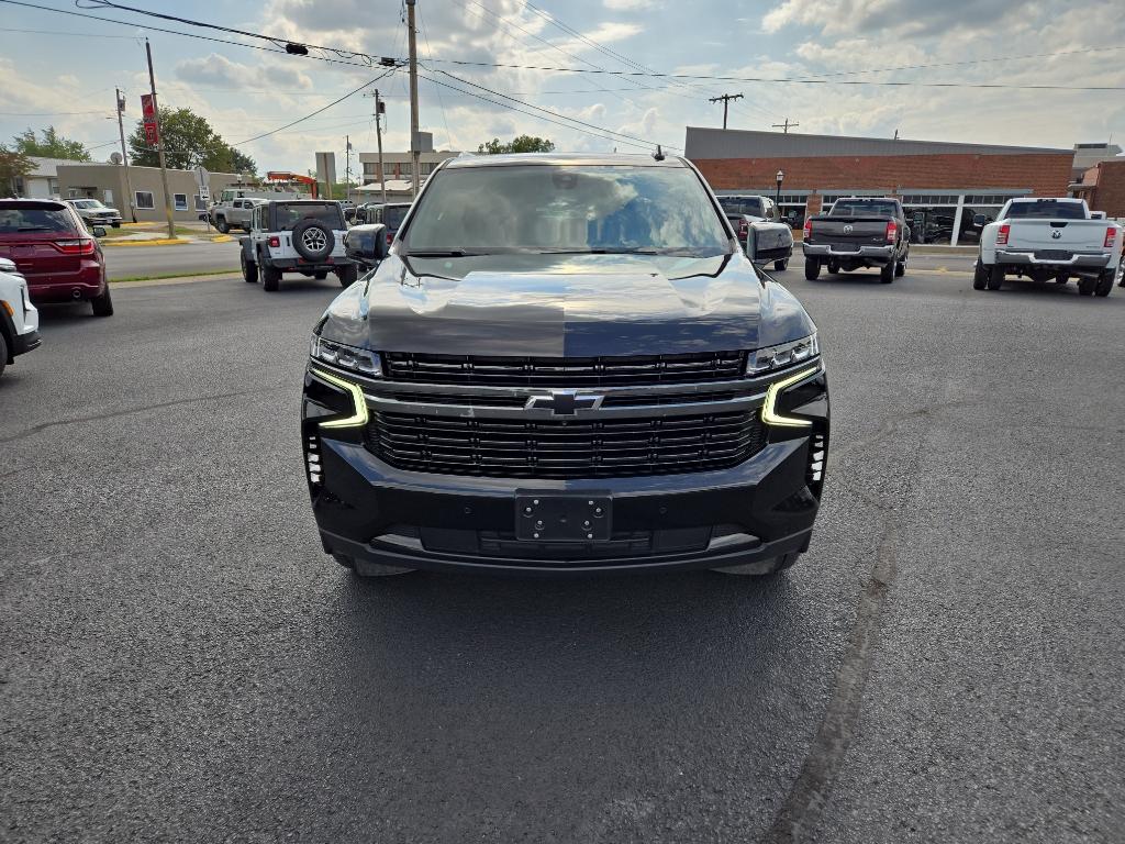 Used 2022 Chevrolet Suburban RST with VIN 1GNSKEKDXNR224712 for sale in Fairfield, IL