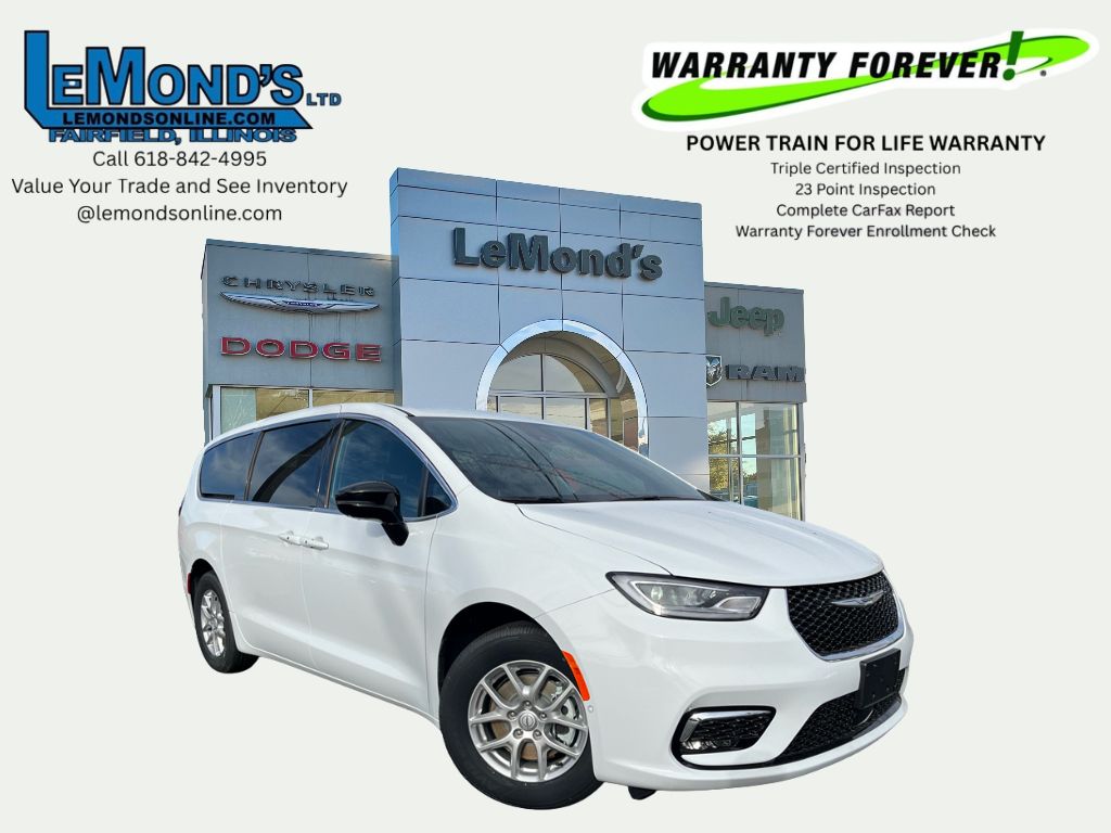 2026 Chrysler Pacifica Select's photo