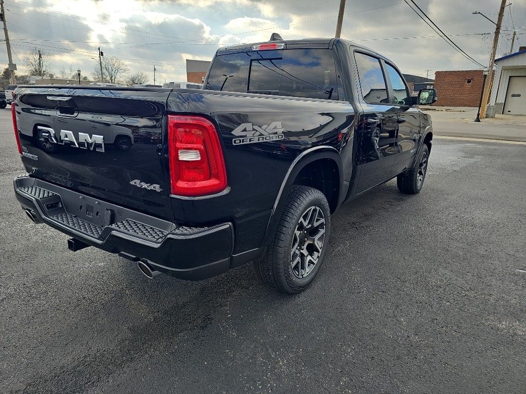 2026 RAM 1500 Laramie - Photo 17