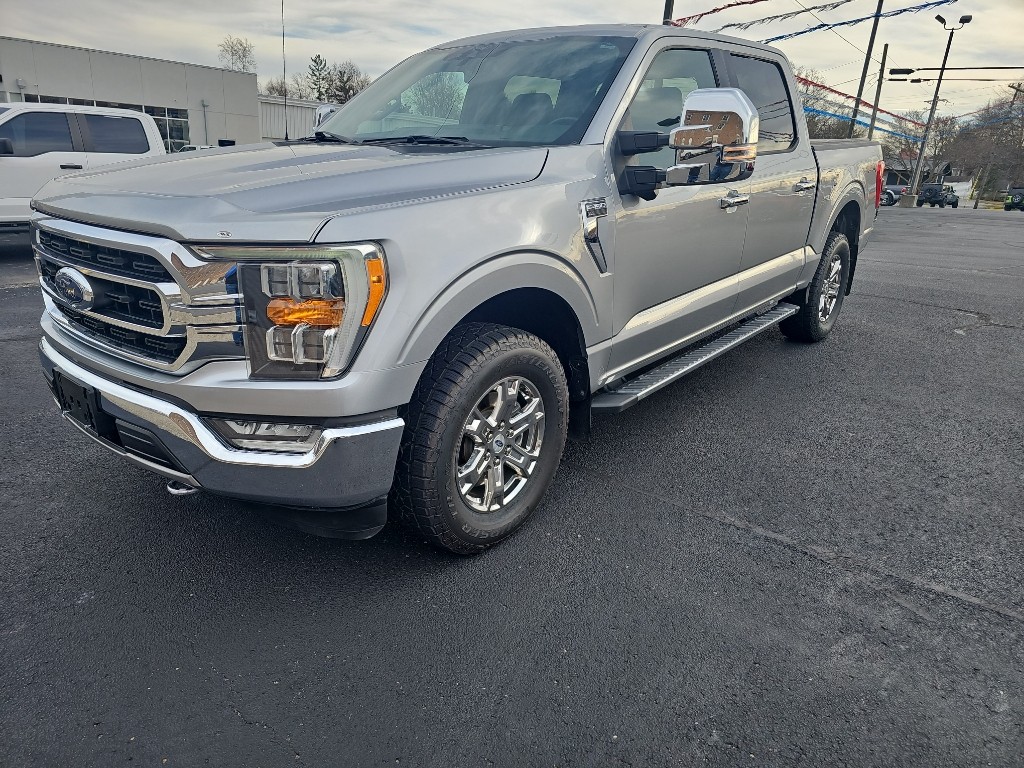 2021 Ford F-150 XLT's photo
