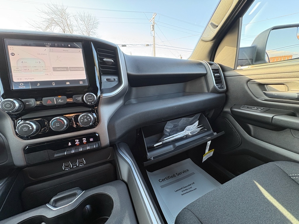 2026 RAM 1500 Express - Photo 23