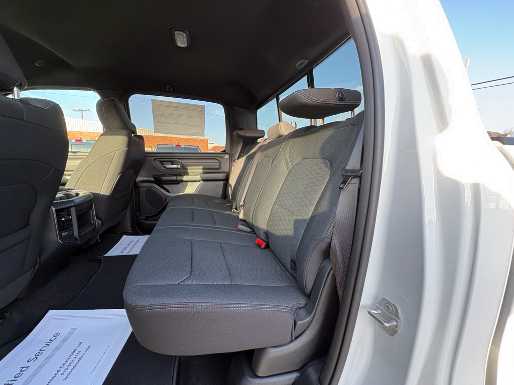 2026 RAM 1500 Express - Photo 28