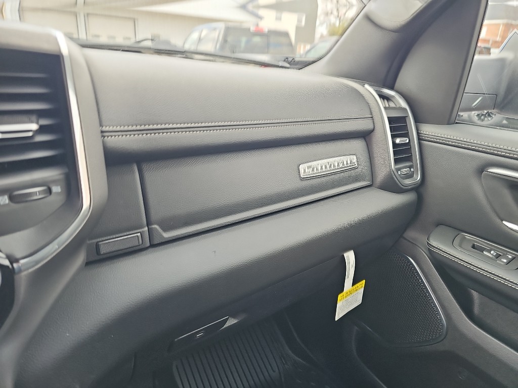 2026 RAM 1500 Laramie - Photo 62