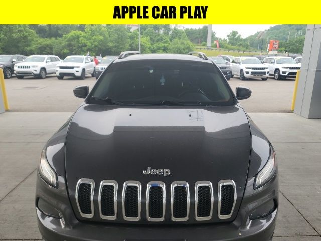 Used 2015 Jeep Cherokee Latitude with VIN 1C4PJMCS3FW565512 for sale in Cincinnati, OH