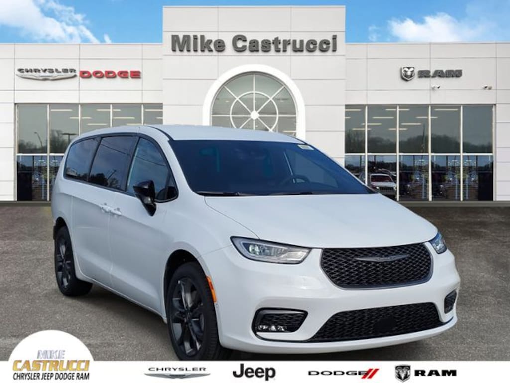 New 2026 Chrysler Pacifica SELECT AWD Passenger Van