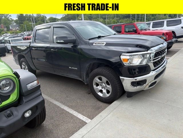 2022 RAM 1500 Big Horn/Lone Star 4x4 Crew Cab 5'7's photo