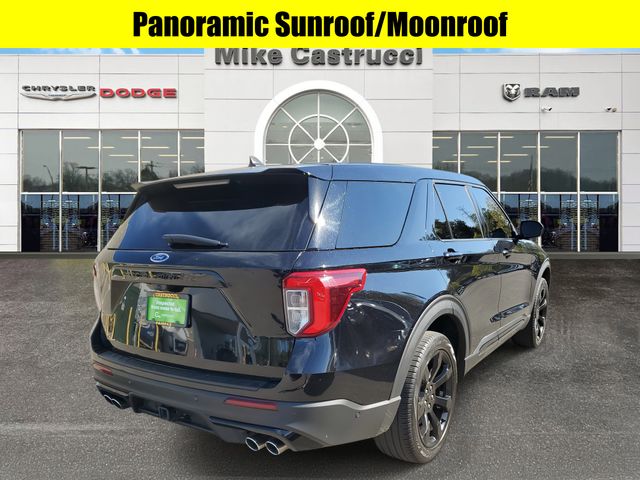 2022 Ford Explorer ST photo 2