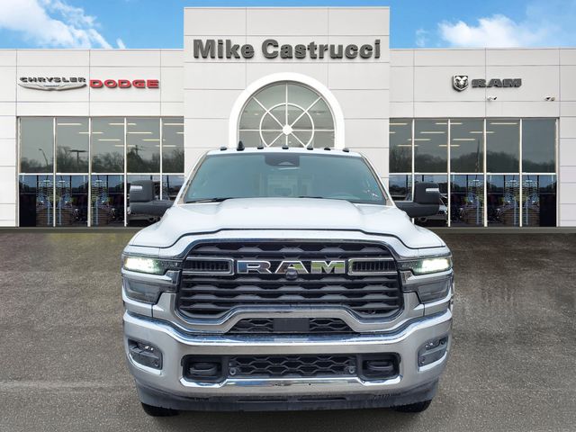2025 Ram 2500 Tradesman photo 2