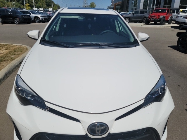 Used 2017 Toyota Corolla SE with VIN 2T1BURHE4HC848711 for sale in Cincinnati, OH