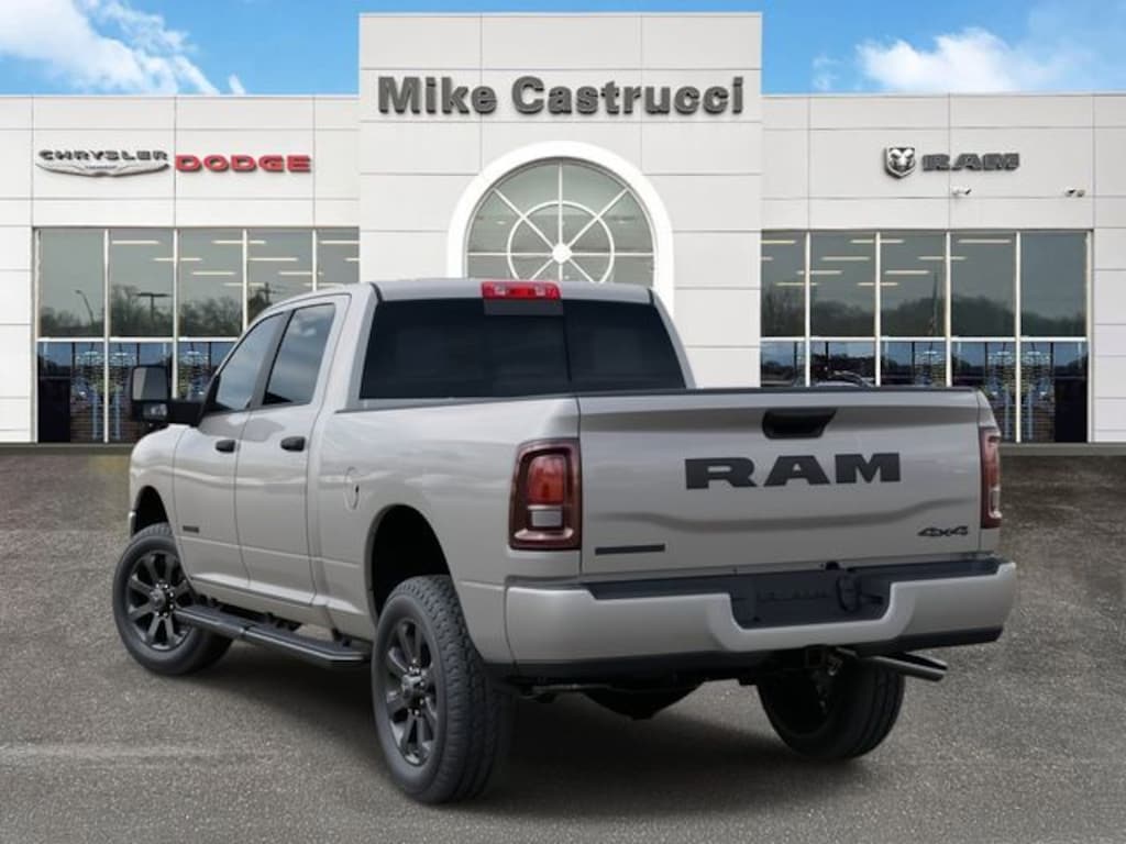 New 2026 Ram 2500 BIG HORN CREW CAB 4X4 6'4 BOX Pickup