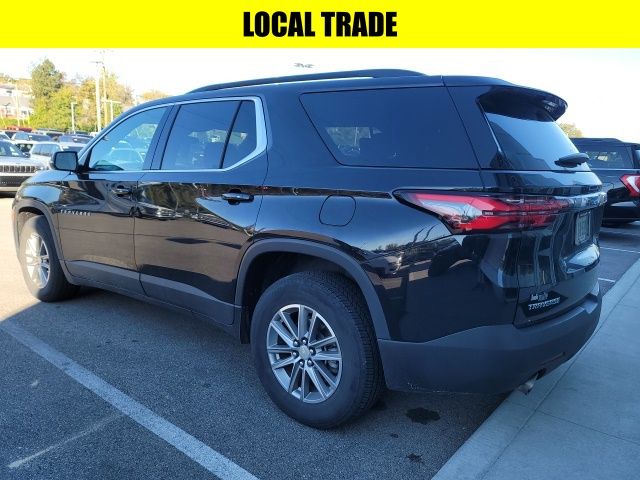 2023 Chevrolet Traverse photo 2