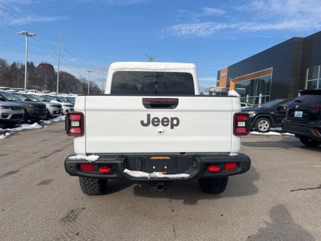 New 2025 Jeep Gladiator RUBICON 4X4 Pickup