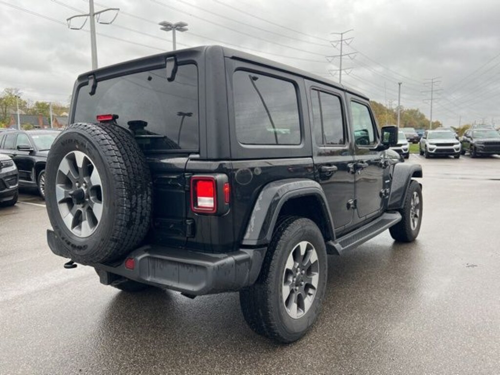 Used 2022 Jeep Wrangler Unlimited Sahara SUV