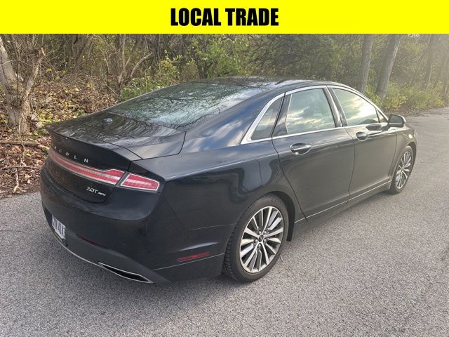 2020 Lincoln MKZ Standard photo 3