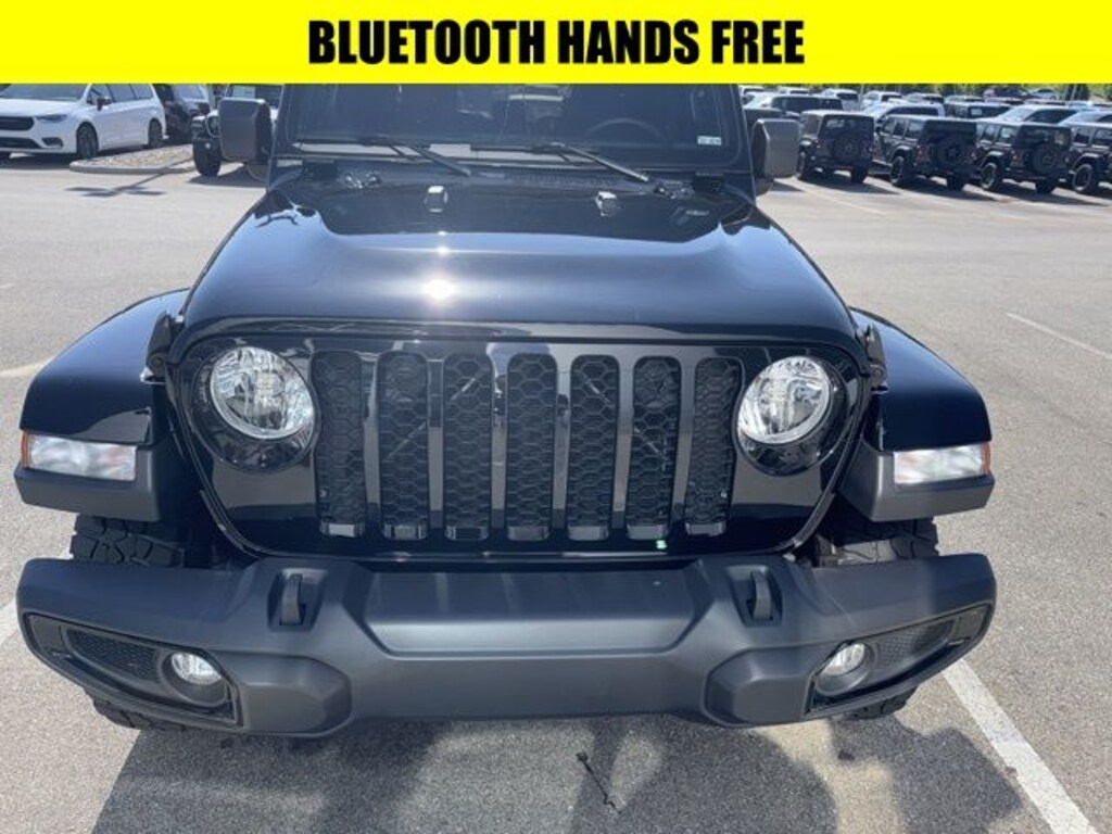 Used 2023 Jeep Gladiator Willys Truck