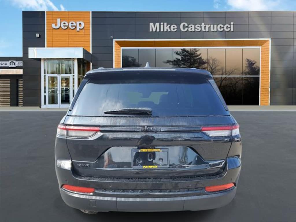 New 2025 Jeep Grand Cherokee LIMITED 4X4 Sport Utility