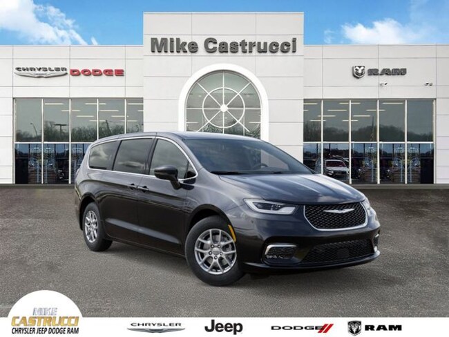2026 Chrysler Pacifica SELECT Passenger Van