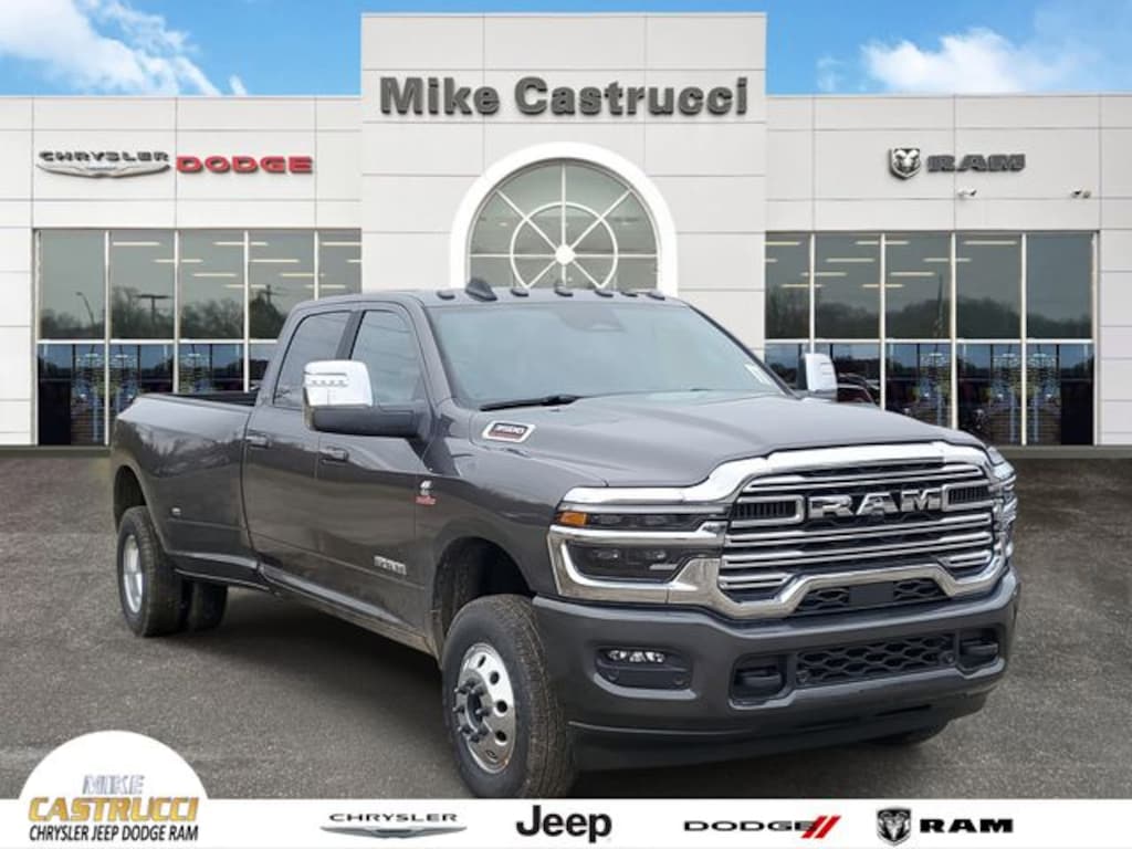 New 2026 Ram 3500 LARAMIE CREW CAB 4X4 8' BOX Pickup