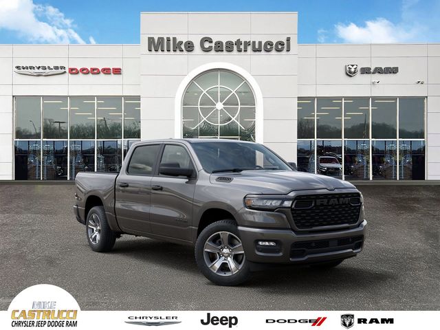 2026 Ram 1500 EXPRESS CREW CAB 4X4 5'7 BOX