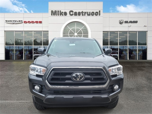 Used 2022 Toyota Tacoma SR5 with VIN 3TMCZ5ANXNM492440 for sale in Cincinnati, OH