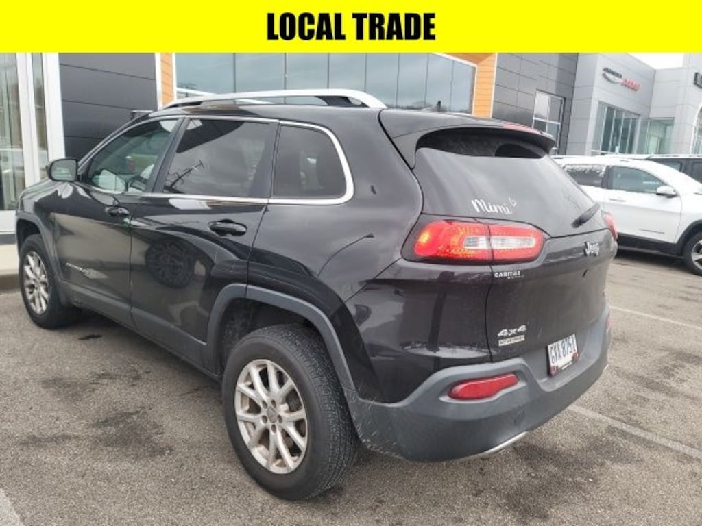 Used 2016 Jeep Cherokee Latitude SUV