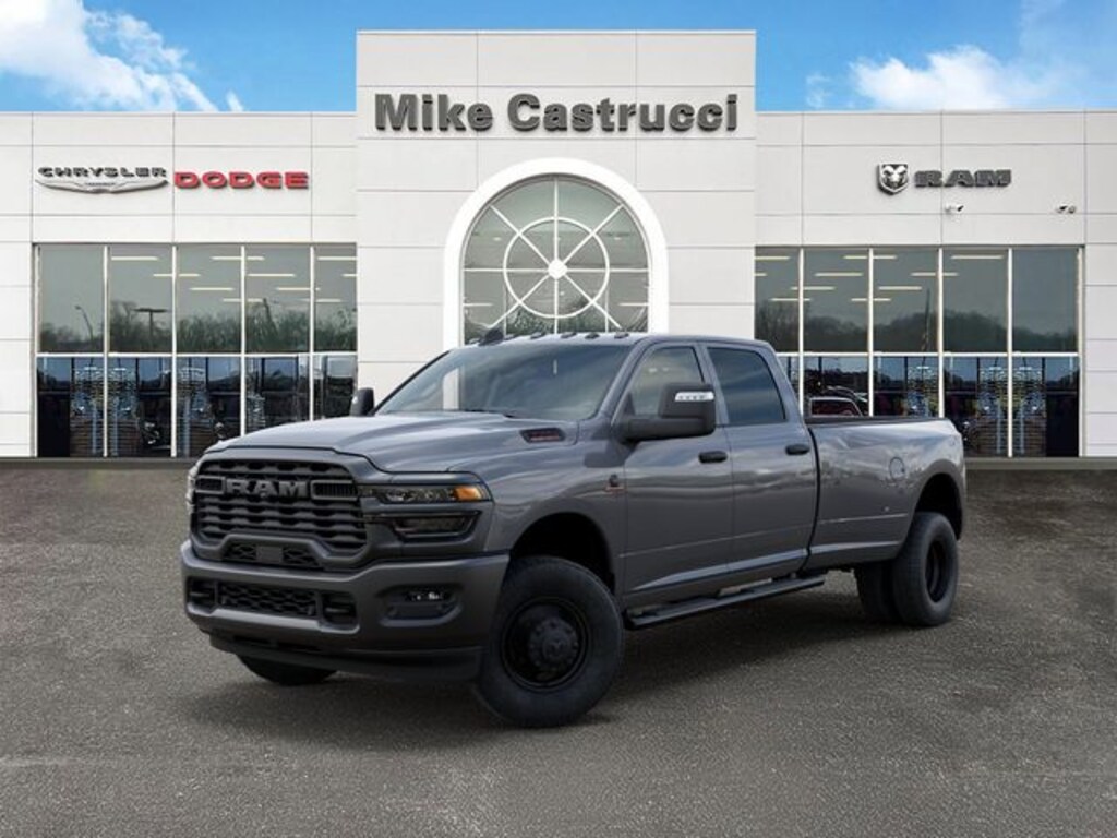 New 2026 Ram 3500 TRADESMAN CREW CAB 4X4 8' BOX Pickup