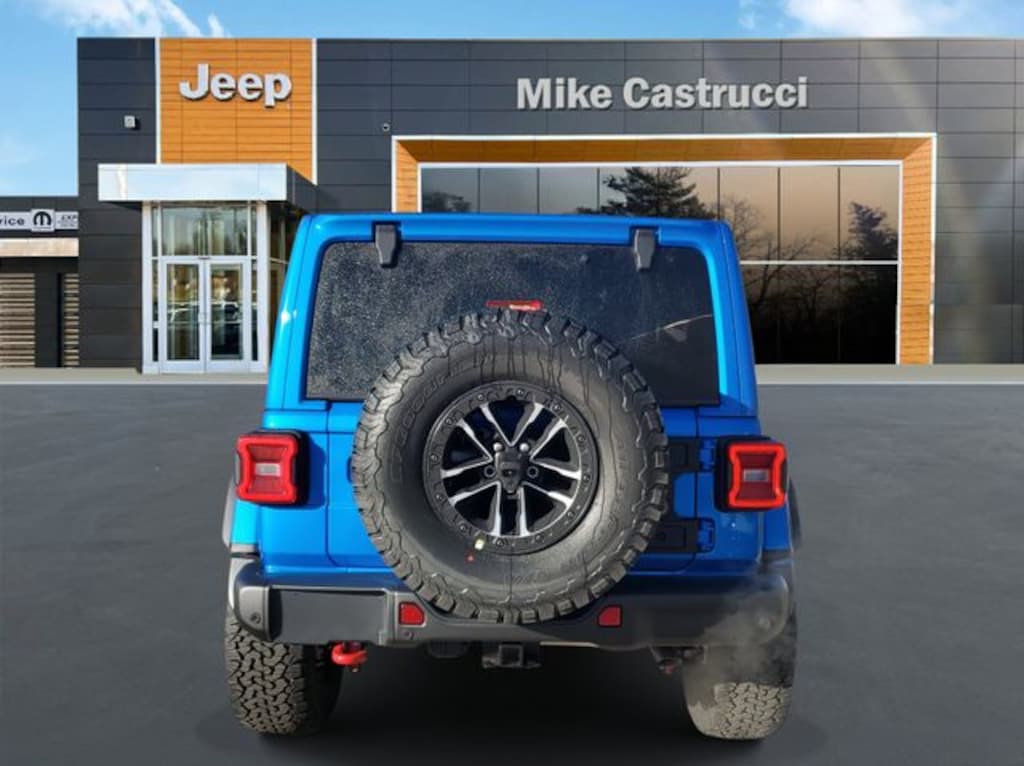 New 2026 Jeep Wrangler 4-DOOR RUBICON X Sport Utility